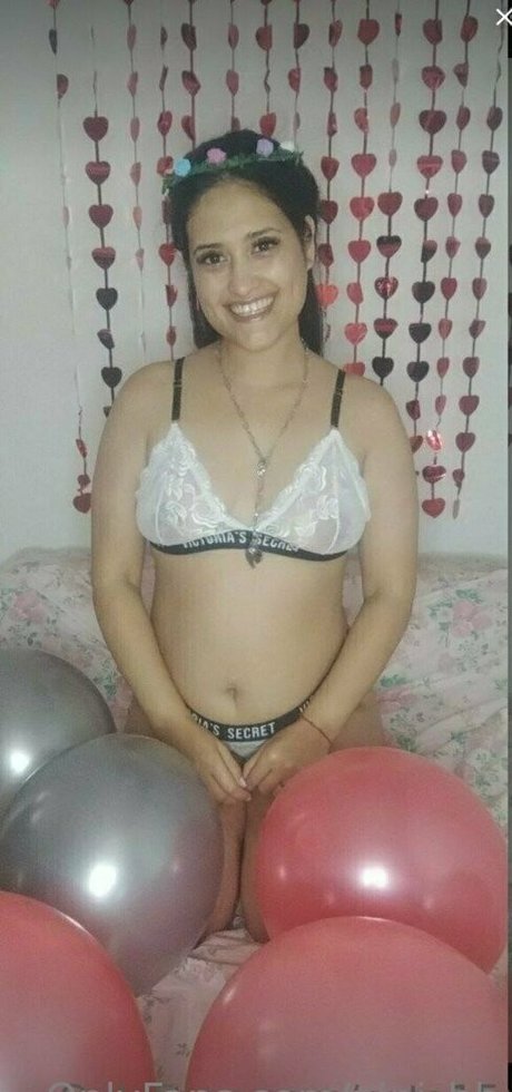 nini bb nackt hübsche fotos