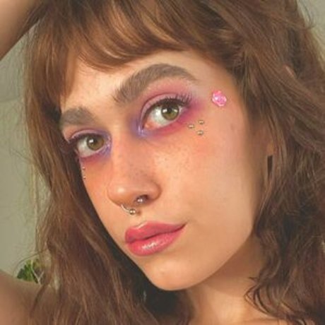 shades of violet Profilbild