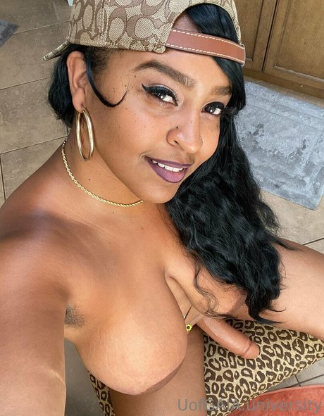 uofgaia exklusive porno galerien