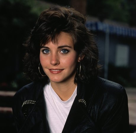 Courtney Cox kostenlose kunst fotos