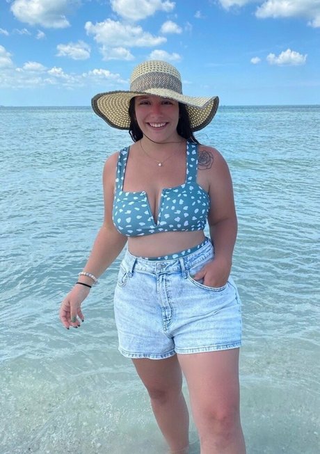 luckywithlola xxx kostenlose archiv