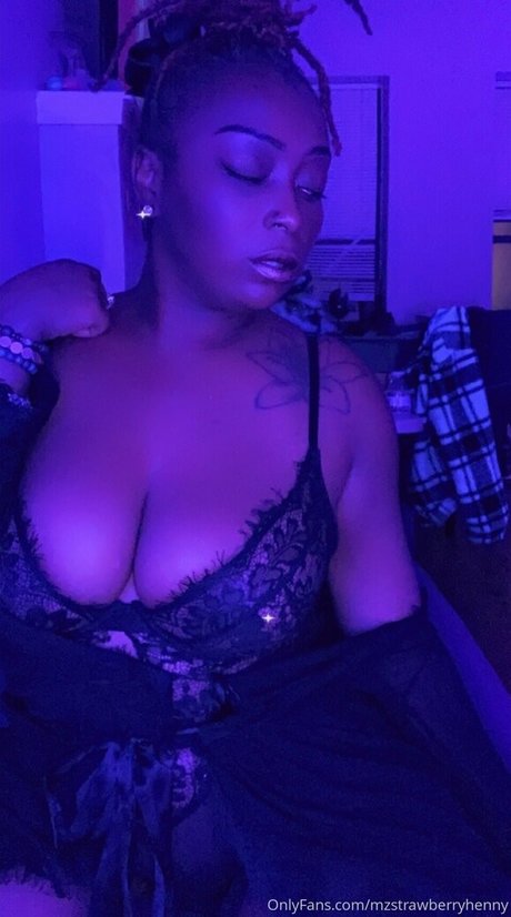 mzstrawberryhenny heiße exklusive galerie