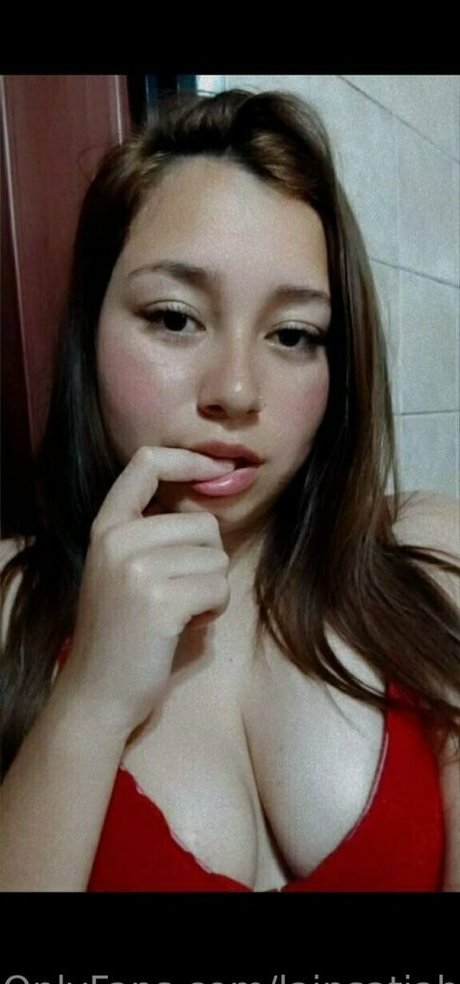 lainsatiable model erotische bild