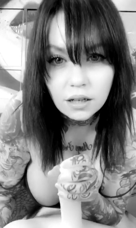 Hayley B model erwachsene bilder