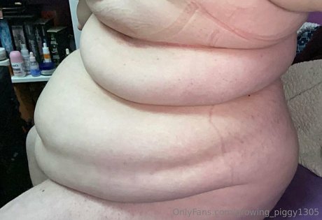 growing piggy1305 pornostar heiße bild