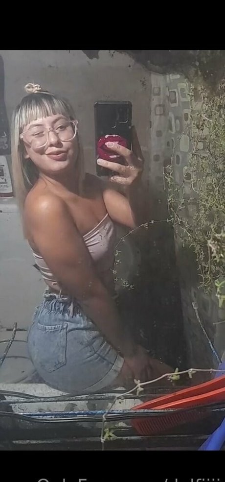 delfiiii kostenlose nackt bilder