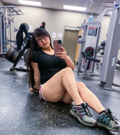 18 teen onlyfans hübsche pornografische bild