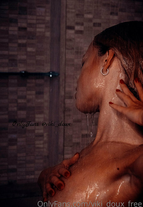 mollige kleine titten nur fans hd nackte bild