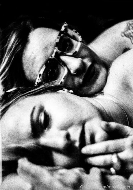 molleewaters kunst freie galerie