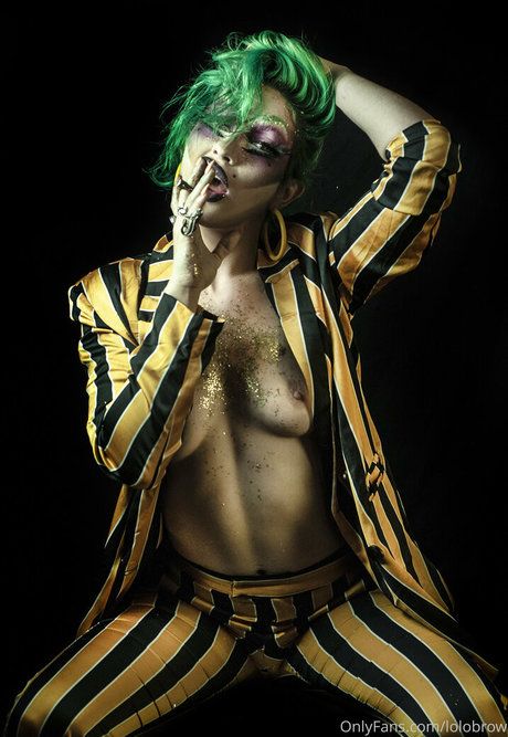 lolobrow perfekte nackt archiv