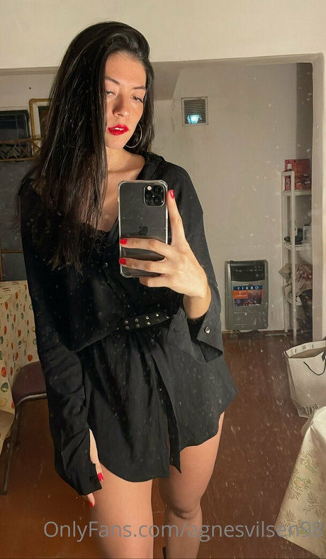 agnesvilsen98 schauspielerin freie galerien