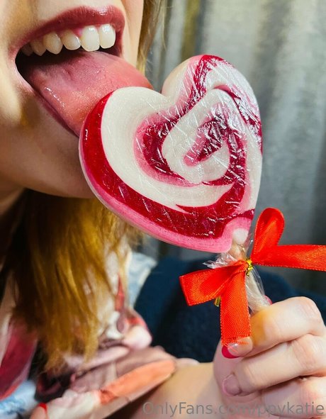 ppvkatie nackt pornografische galerien