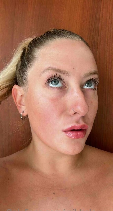 mikhelaxxx erotische exklusive bilder