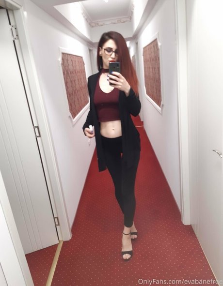 evabanefree sexy bild