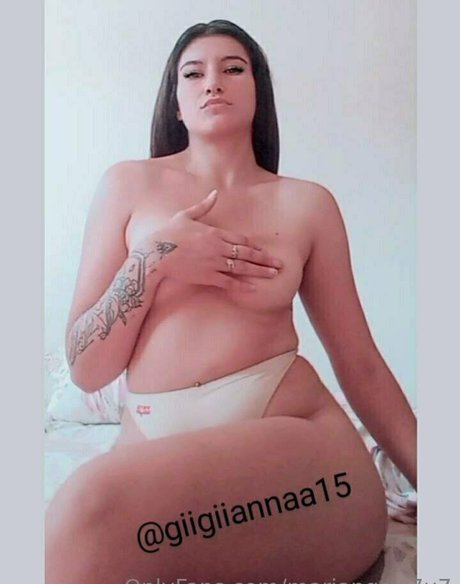 mariangel 7u7 erotische foto