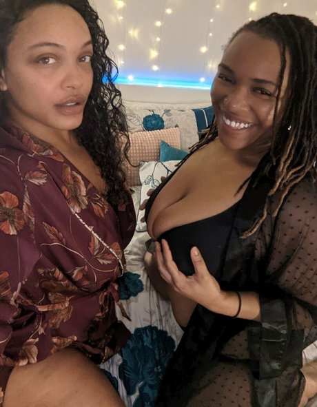 yettajobrown model nette galerien