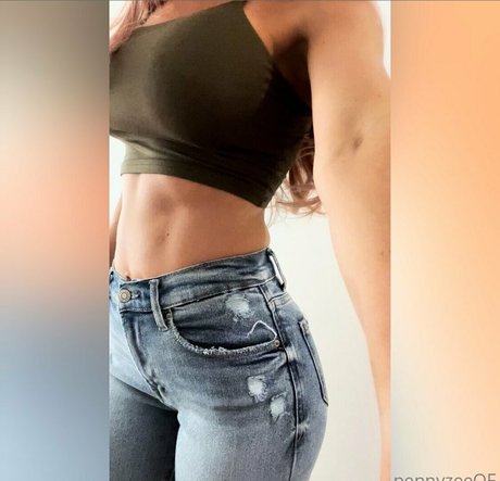 pennyzeeof freie nackten fotos