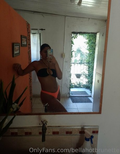 bellahotbrunette exklusive nackte fotos