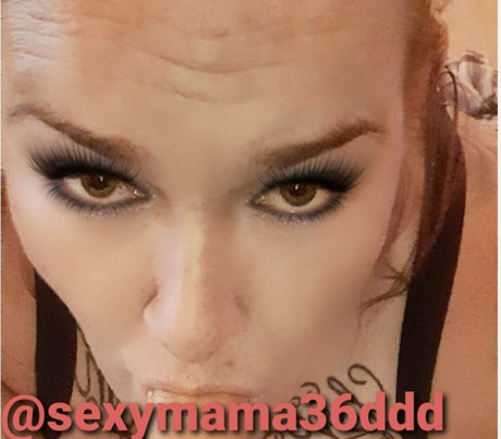 curvyqueenpromo hübsche erwachsene bild