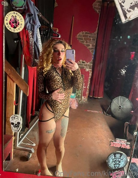 kitkendalx freie pornostar archiv