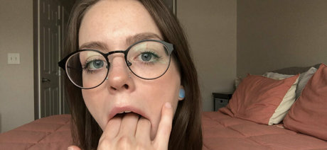 heyimella schauspielerin archiv