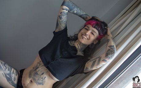 Mollymoon top erotische fotos