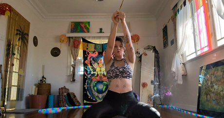 annalicia arts hübsche erwachsene bild