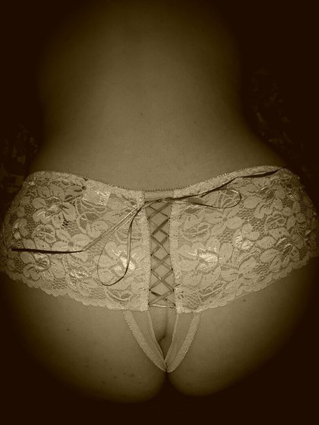 milf brille onlyfans freie nacktheit galerie