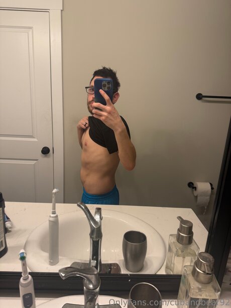 cubandbear92 hd nacktheit bild