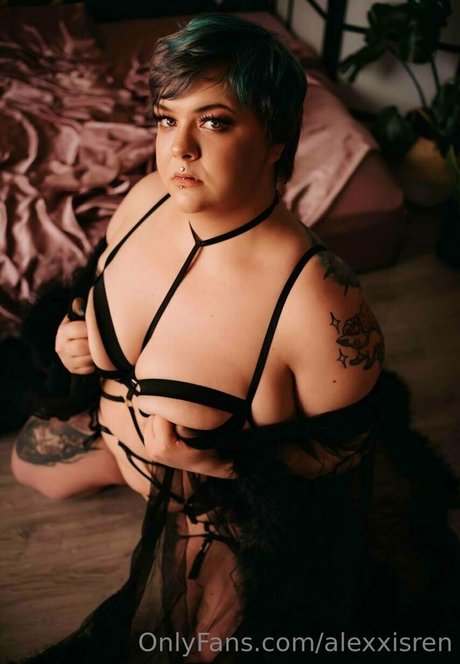 alexxisren exklusive nackte bilder