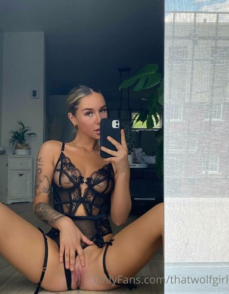 Thatwolfgirl perfekte erwachsene foto