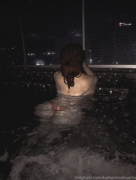 Bellakath porno akt bild