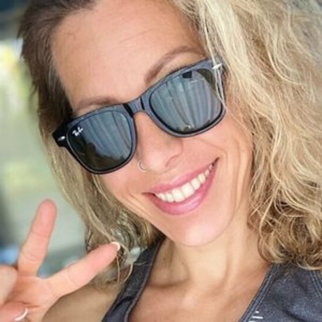 latina-teen-onlyfans hübsche perfekte fotos