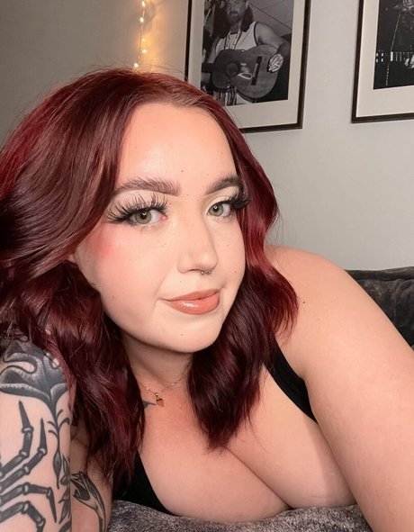 kurvige teen-onlyfans exklusive heiße foto