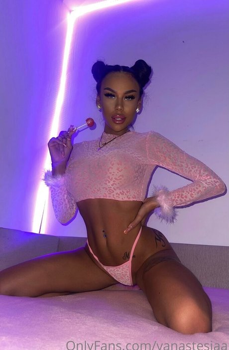 vanastesiaa freie nacktheit galerie