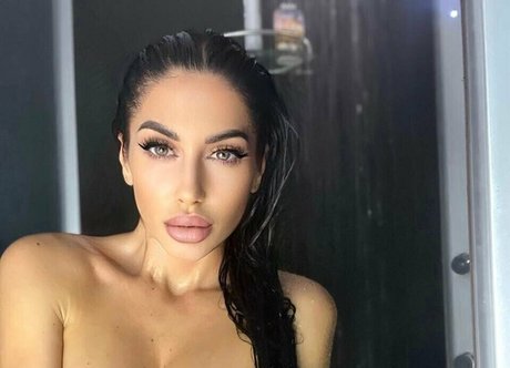 Mari Sweet pornostar kostenlose fotos