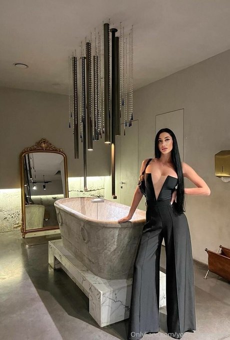 Mari Sweet pornostar erotische fotos