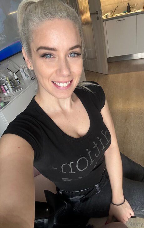 Nesty erwachsene pornografische foto