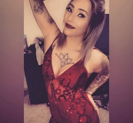 Kim Moor top perfekte galerien