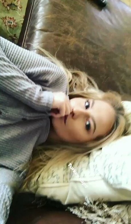 Britney Light porno kunst galerien