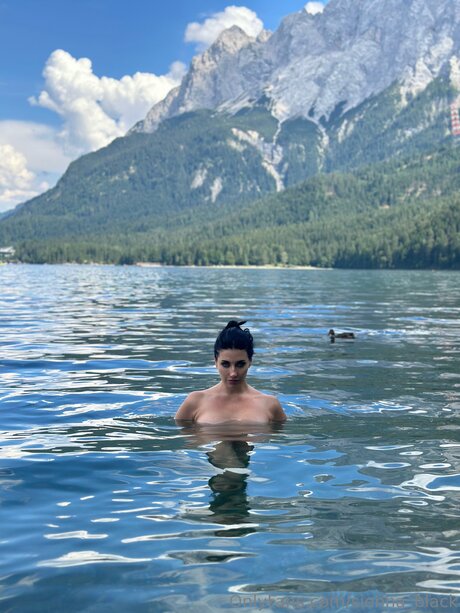 Sienna Black model pornographische fotos