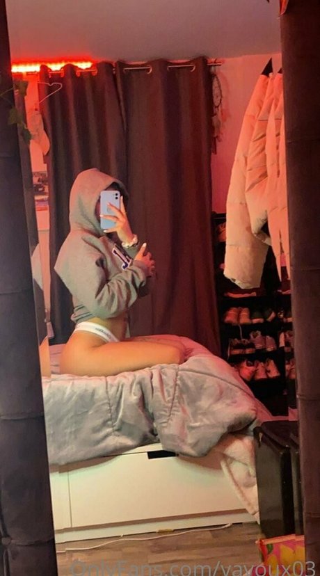 Yayoux03 top exklusive galerien