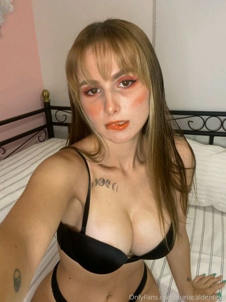 nuriacaldenteyy kostenlose xxx galerien