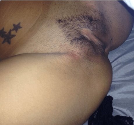 Iesha Marie top sexy bilder