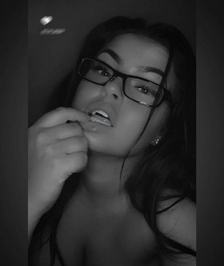 Meganholst hd nacktheit bilder