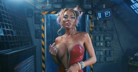 Stacey Saran erwachsene nackten bild