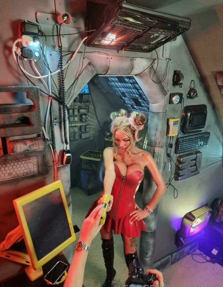 teen-orgie onlyfans nacktheit fotos