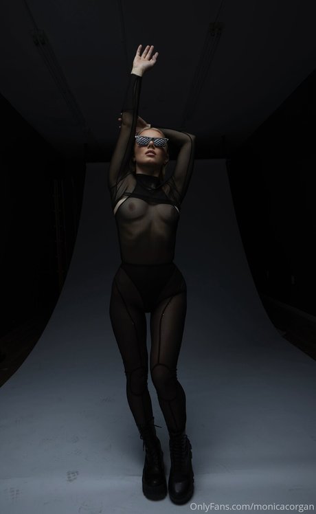 Monica Corgan schauspielerin exklusive archiv