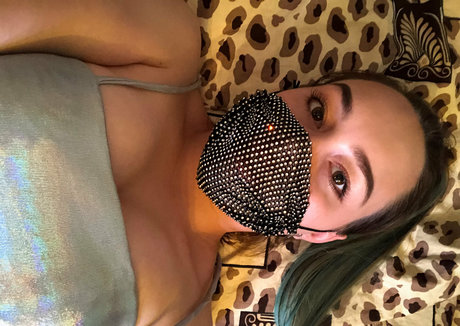 Lera Lera exklusive pornographische bild