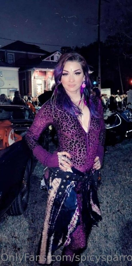 spicysparrow420 schauspielerin schöne fotos